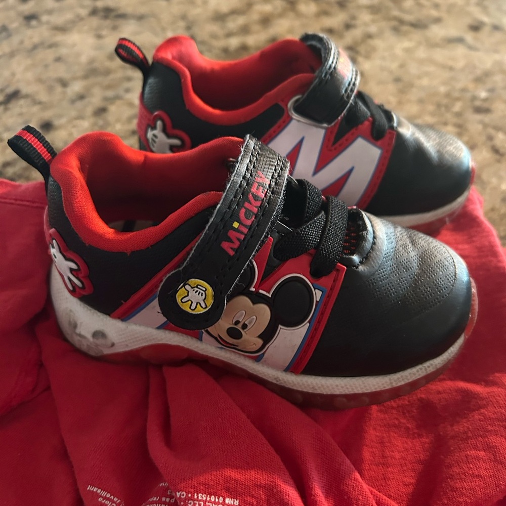 Mickey Mouse sneakers 7